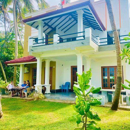 Maha Oya Lodge Вайиккал Екстериор снимка