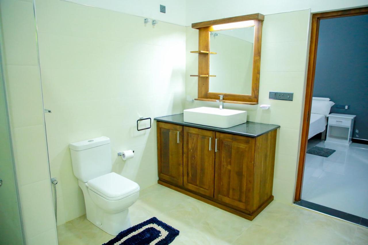 Maha Oya Lodge Вайиккал Екстериор снимка